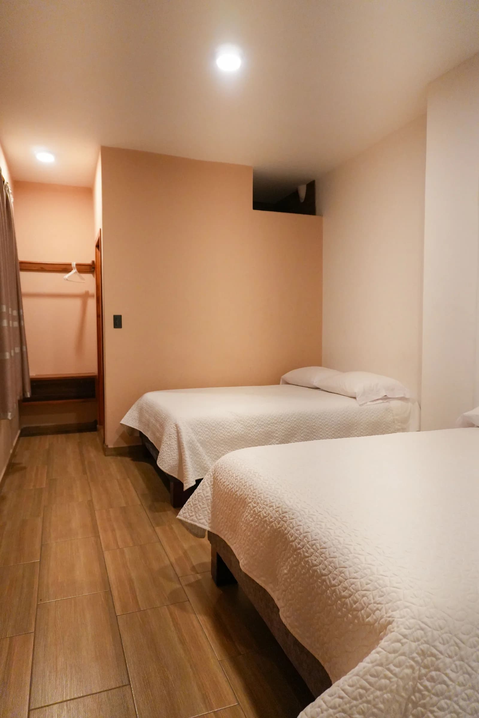 Habitación Quíntuple en Baños de Agua Santa 2